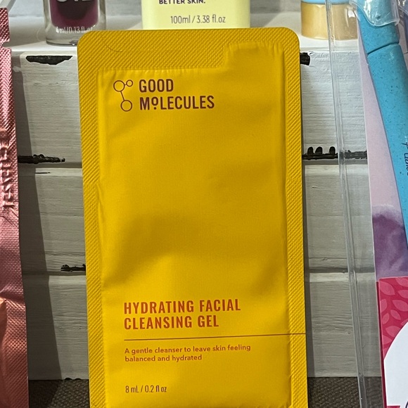 Beauty Bundle - Picture 6 of 7